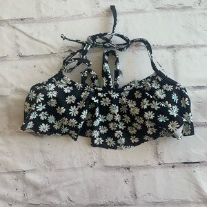 5/$35💥🌞California Waves Bikini Top🌞